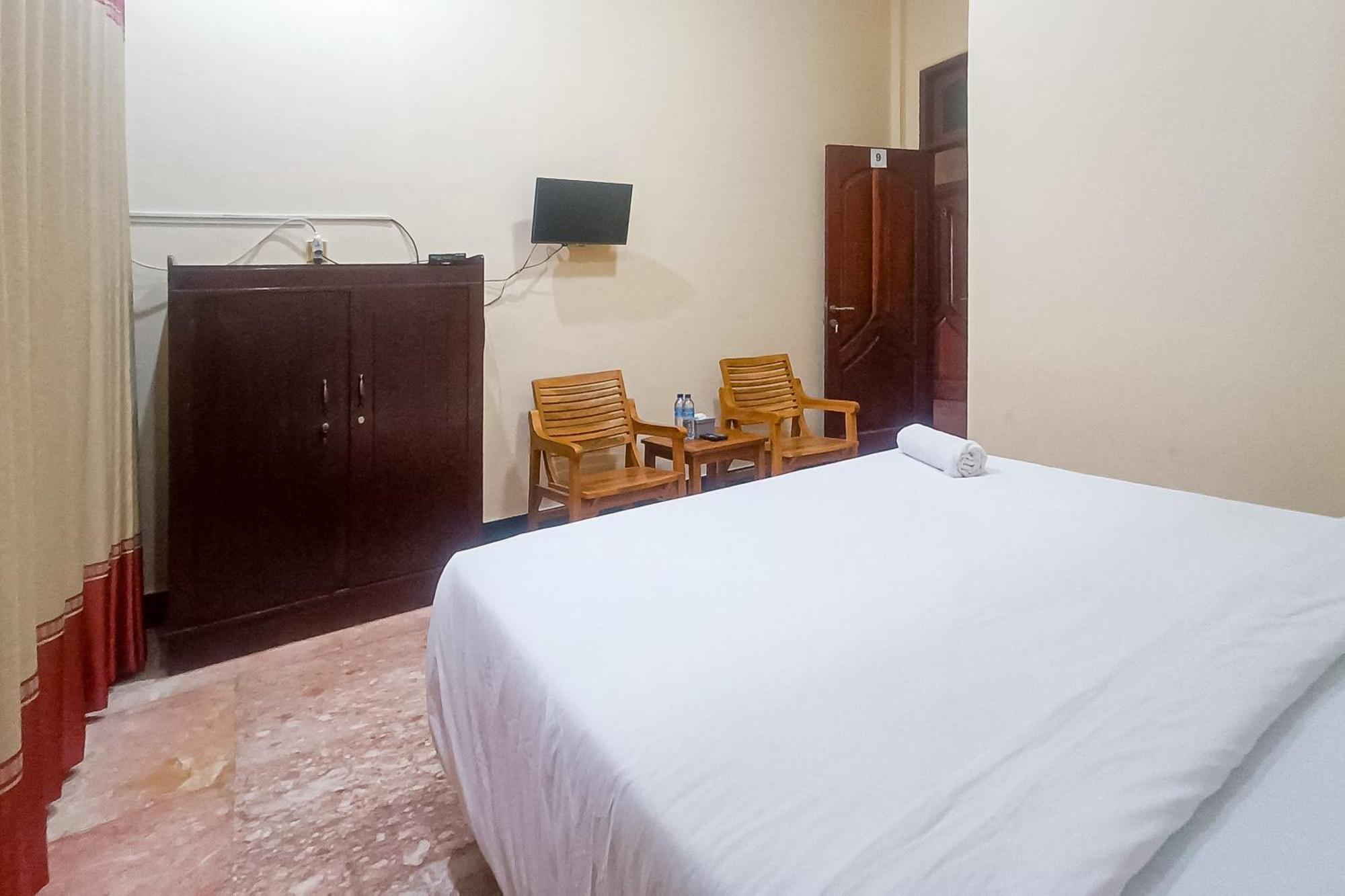 Reddoorz At Senaz Guesthouse Mataram Exterior foto